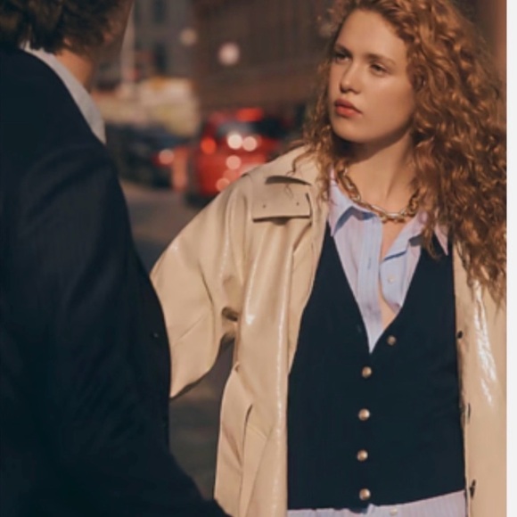 J.Crew Cashmere Cropped Cable-Knit Sweater-Vest in Navy Blue Size Medium - Picture 5 of 10